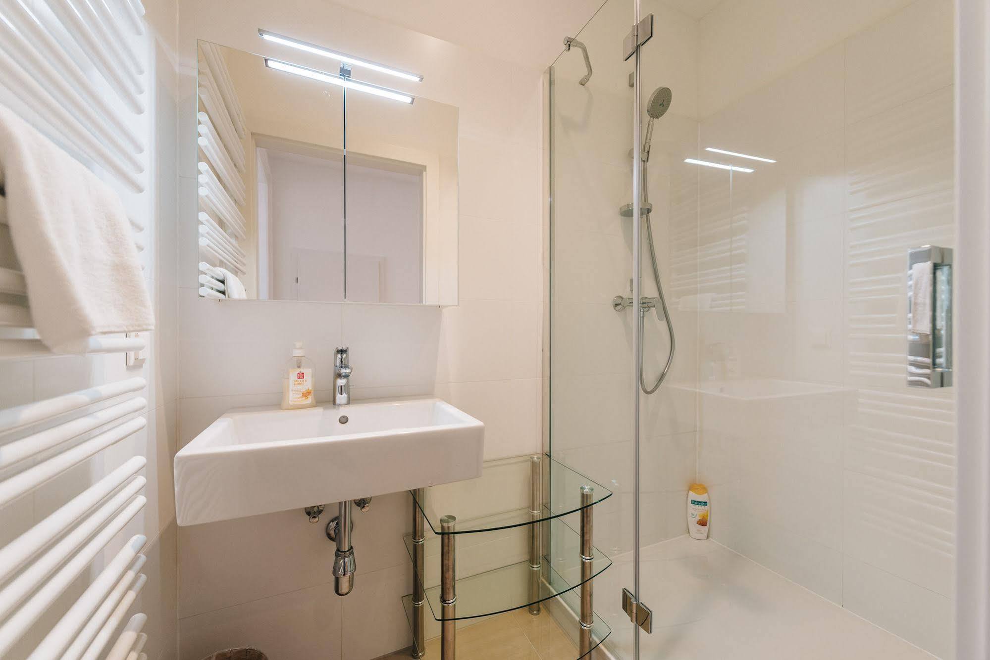 Duschel Apartments וינה מראה חיצוני תמונה